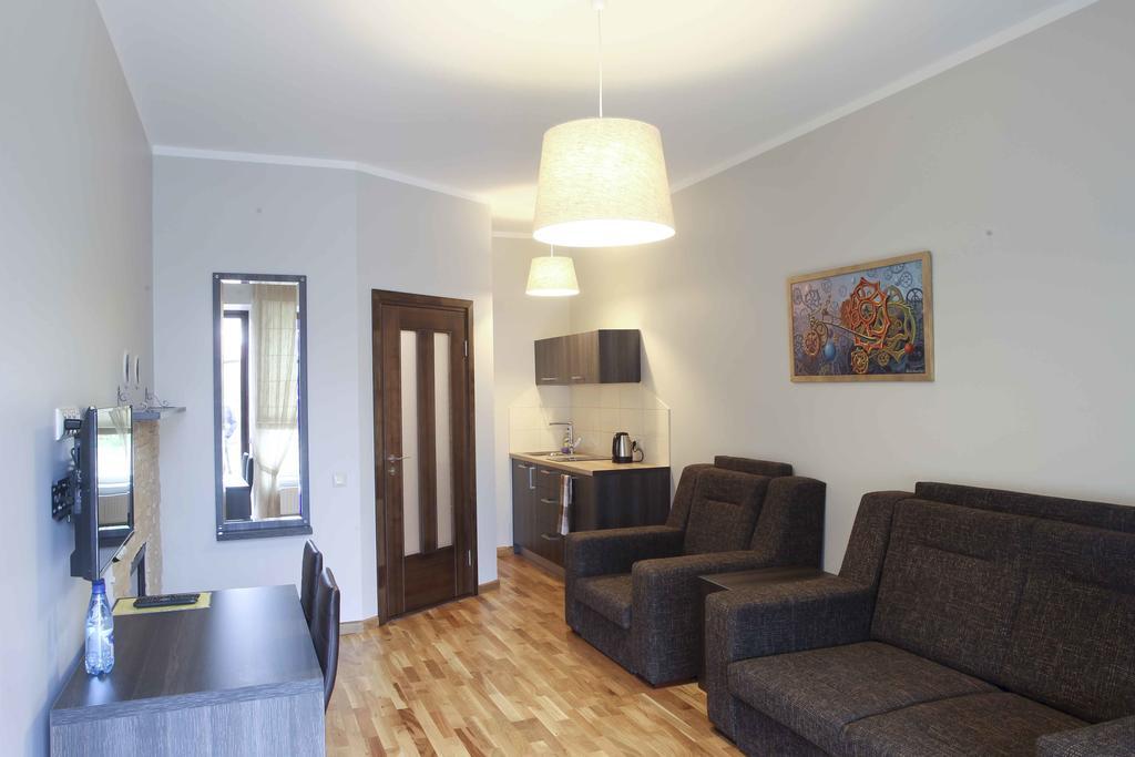 Meness Apartamenti Cesis Exterior photo