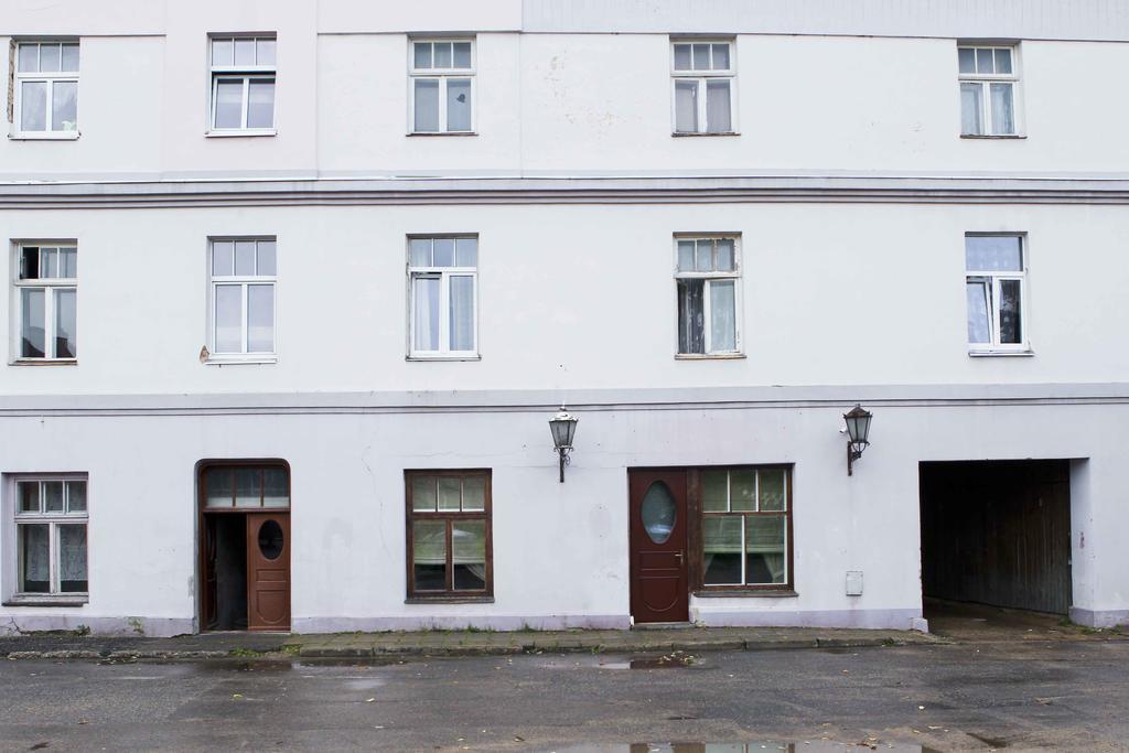 Meness Apartamenti Cesis Exterior photo